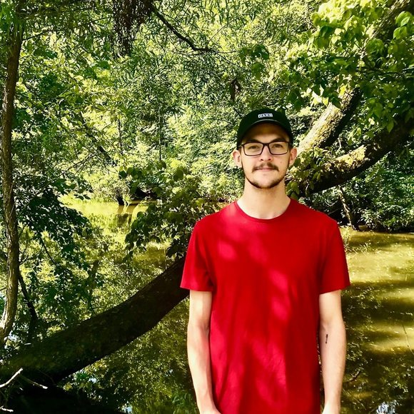 Meet your Posher, Aaron - Picture 1 of 1